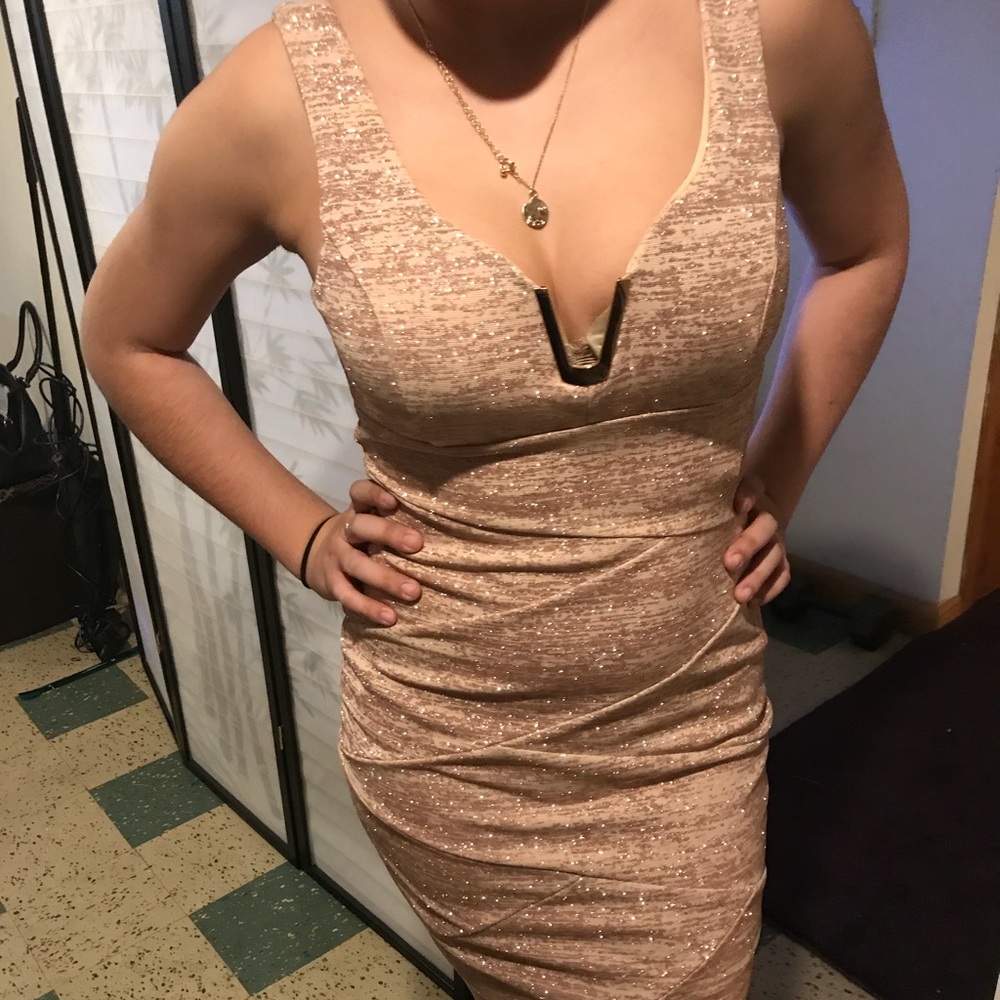 ✨✨Pink sparkling Dress ✨✨ - Picture 6 of 8